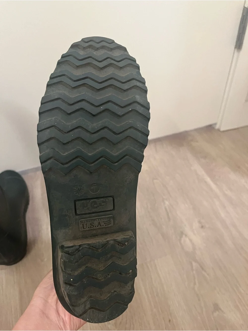 UGG Tall Dark Green Rubber Rain Boots - Size 7
